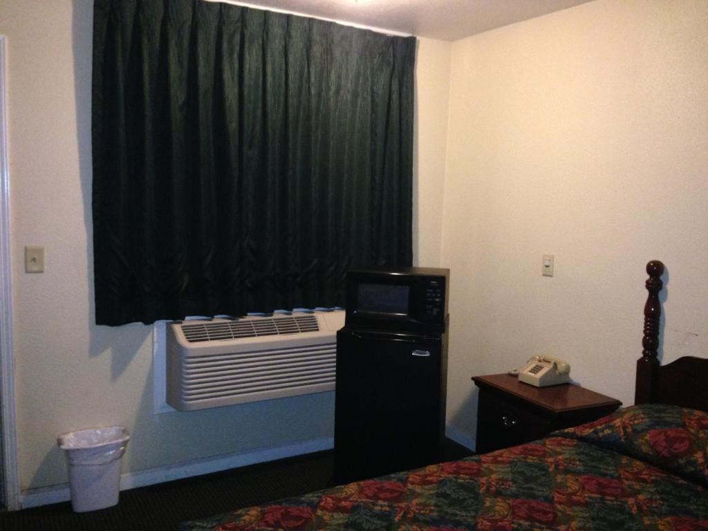 פרסנו Welcome Inn חדר תמונה